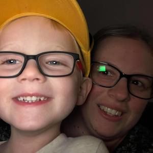 Meet your Posher, Laura